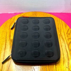 Hard Candy IPad Case, For IPad 2, Bubble Shell Padded Zipper